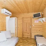 Eco Z Duzym Ogrodem I Widokiem シャレー ムジャシフレ