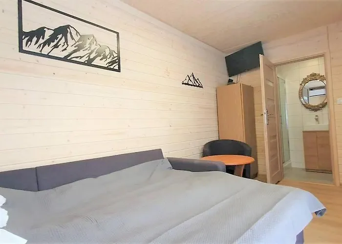 Eco Z Duzym Ogrodem I Widokiem בקתה *