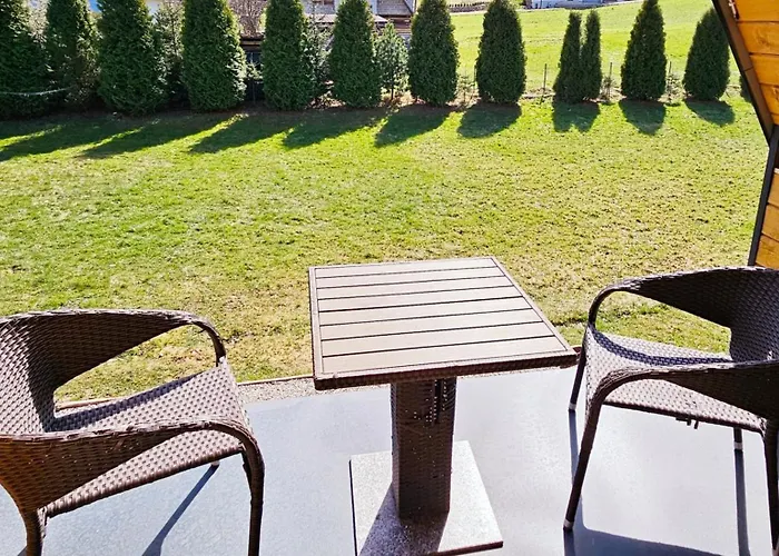 Eco Z Duzym Ogrodem I Widokiem בקתה