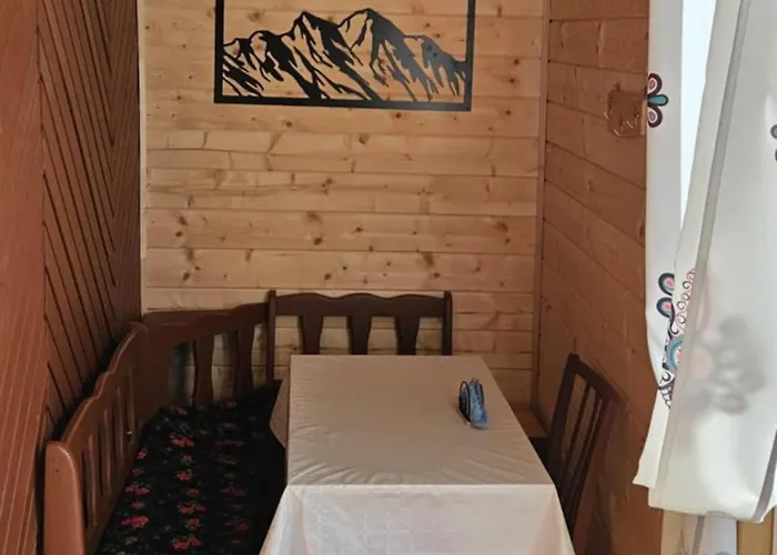 Eco Z Duzym Ogrodem I Widokiem בקתה